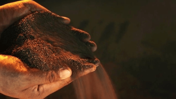 Ilustrasi nikel di Indonesia. Foto: cnbcindonesia.com